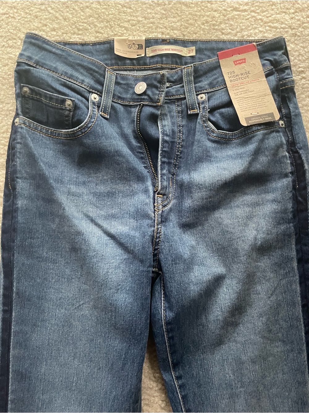 Levi's 724 High-Rise Bootcut Blue Jeans Women’s 27x32 NWT